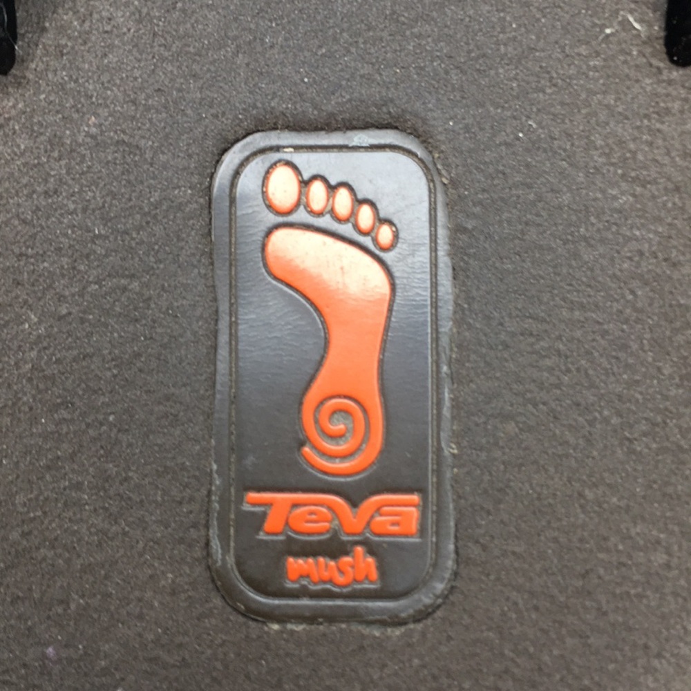 Teva mush Flip Flops - Picture 4 of 8